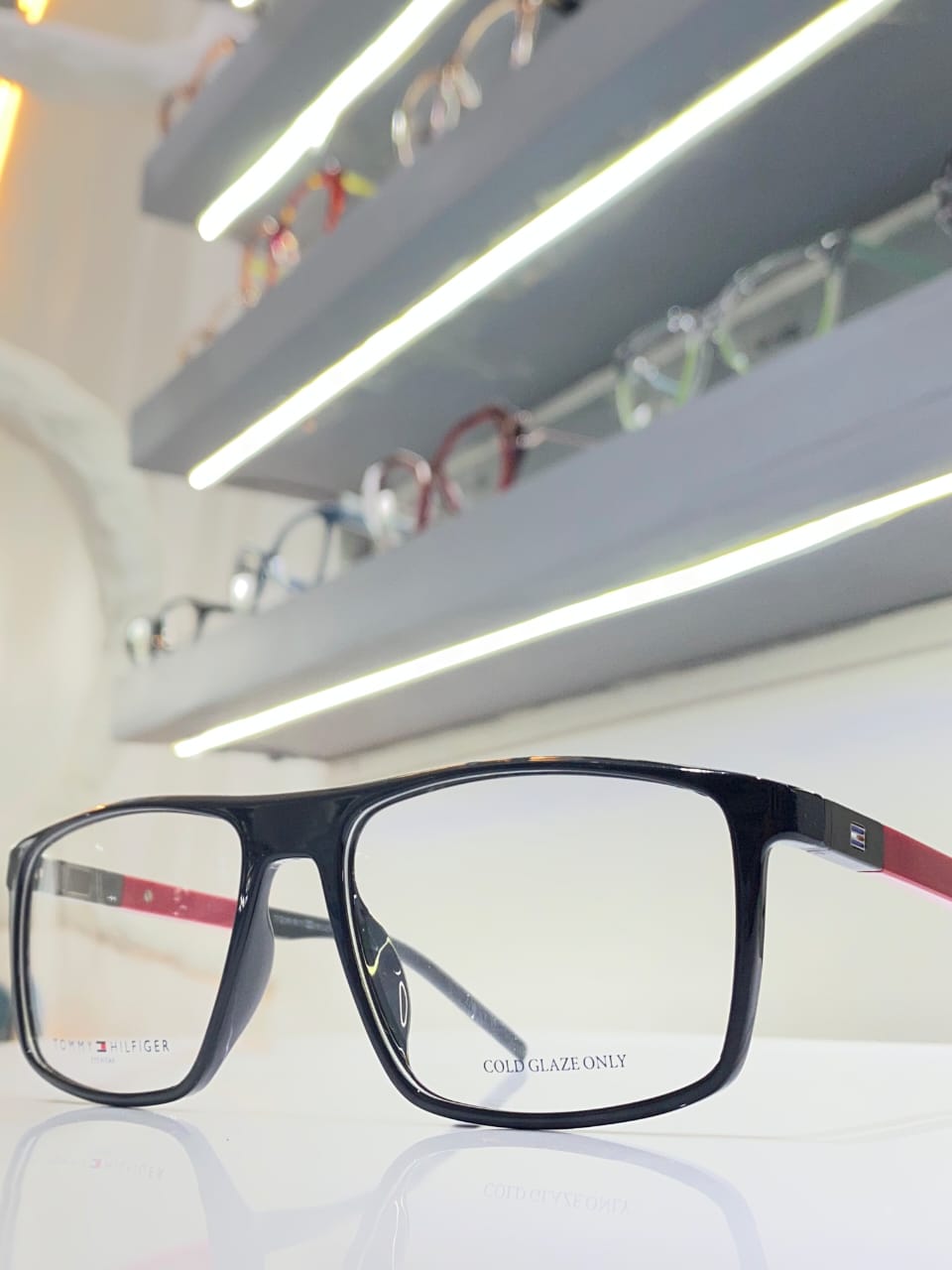 TOMMY HILFIGER CABALLERO