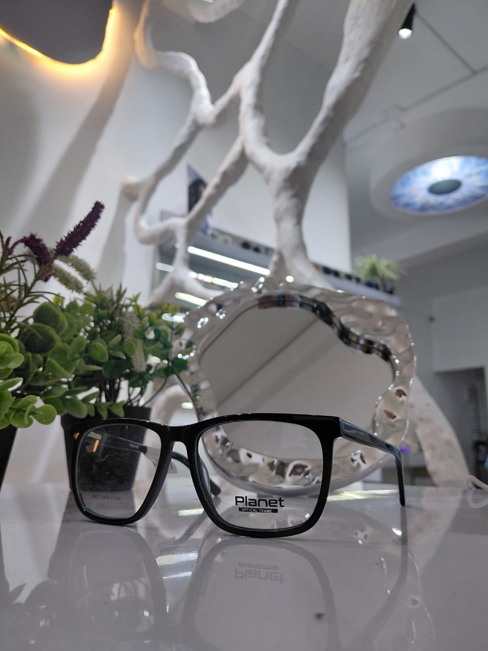 PLANET NEGRO BRILLANTE ACETATO 