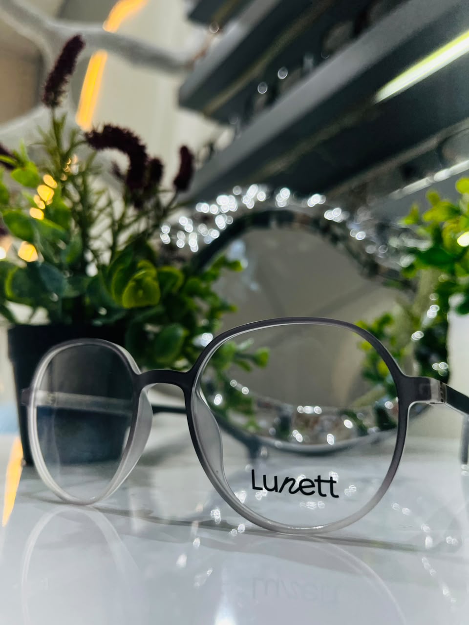 LUNETT