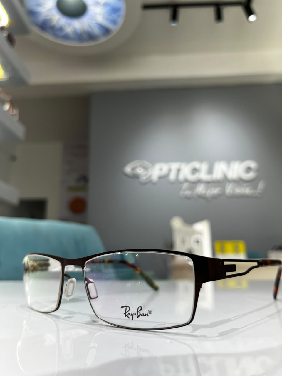 RAY BAN 