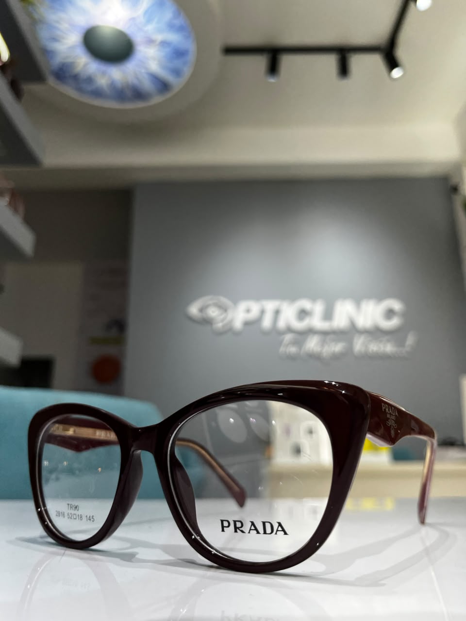 PRADA 