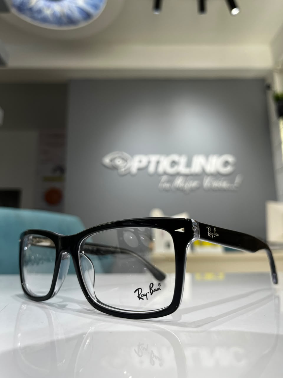 RAY BAN 